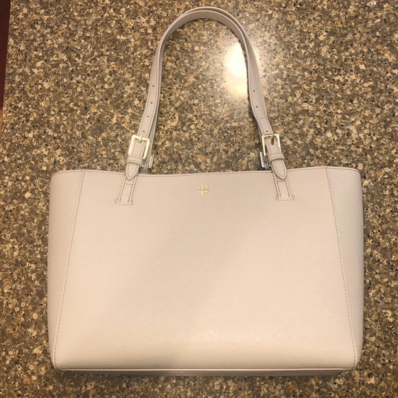 NWT Tory Burch Grey Emerson Tote, Gorgeous! 😍😍 - Picture 2 of 9